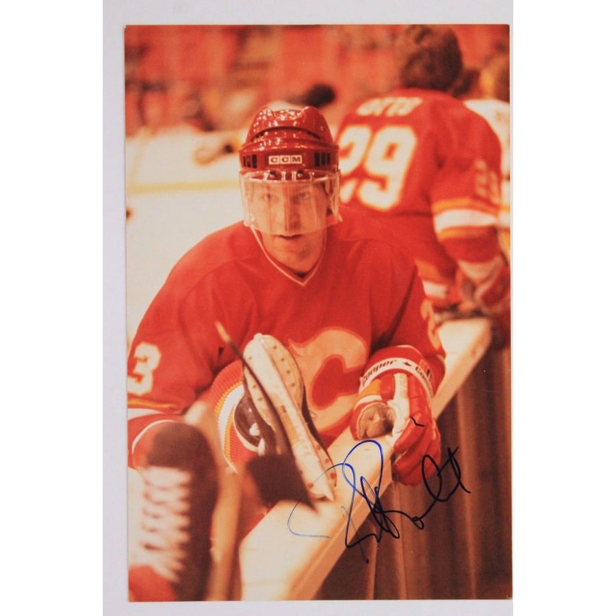 Paul Reinhart Paul Reinhart Autographed Hockey Card (Calgary Flames)