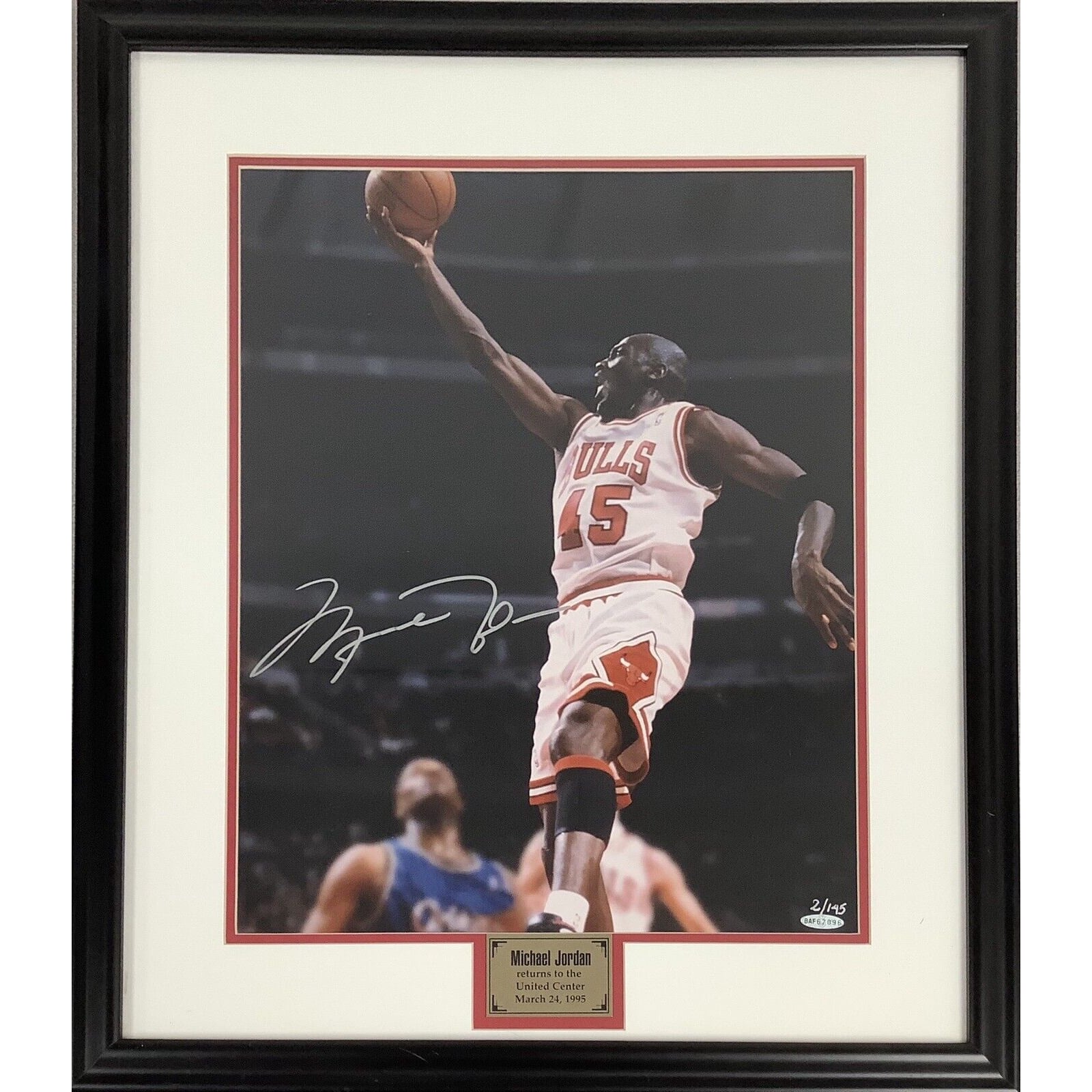 Michael Jordan Signed Photo 16x20 LE Chicago Bulls HOF Autograph 