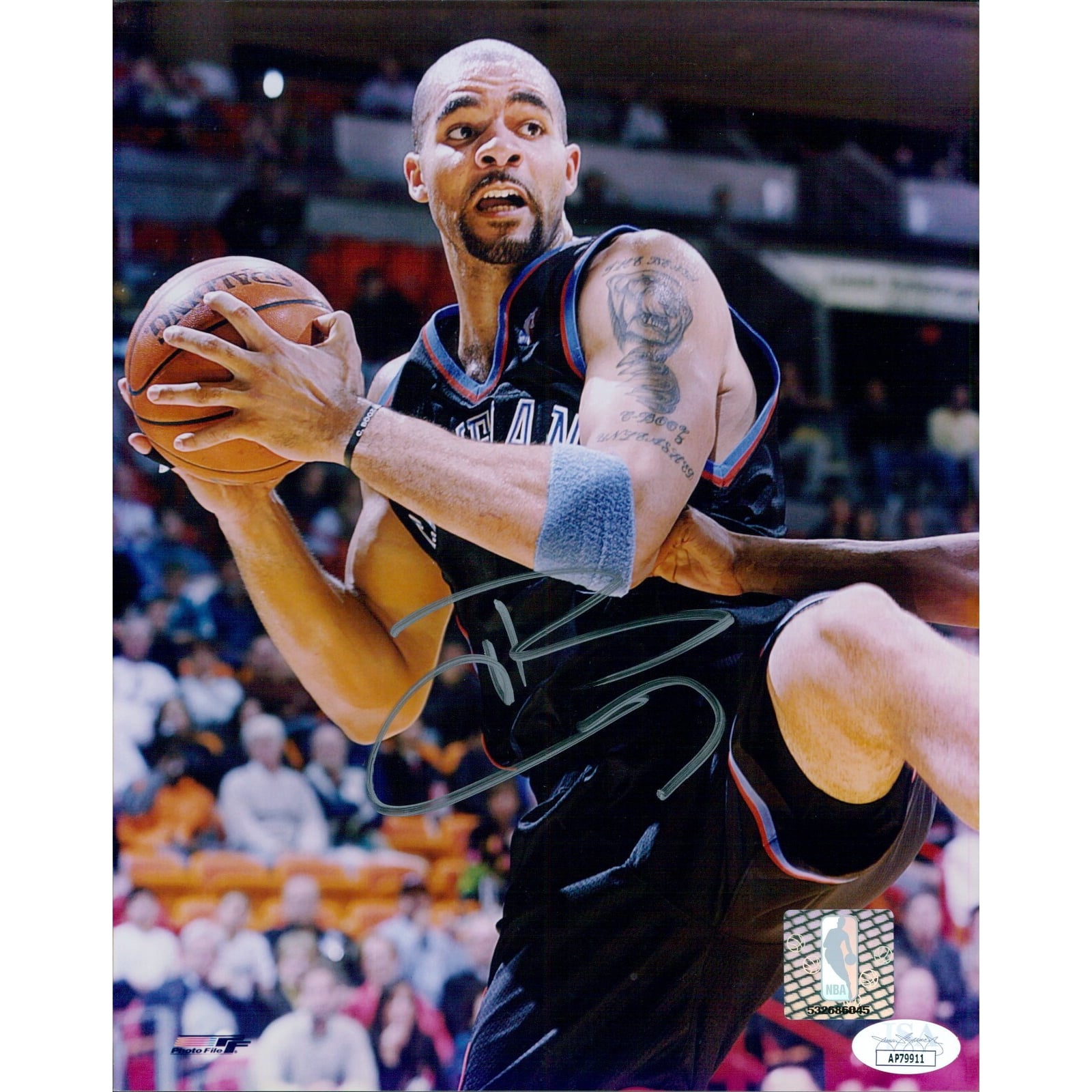 Carlos Boozer Cleveland Cavaliers Signed 8x10 Glossy Photo JSA 