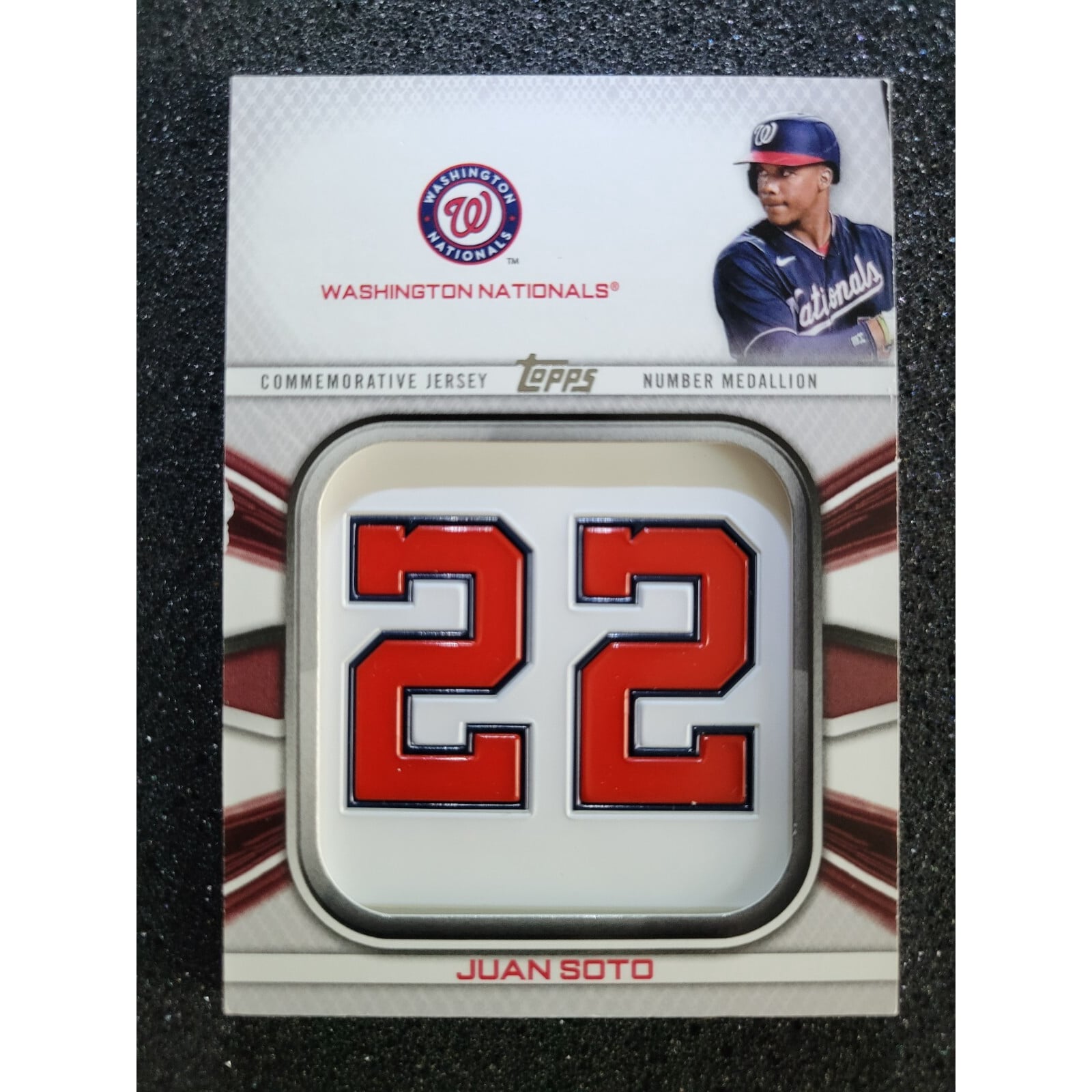 juan-soto-2022-topps-series- 