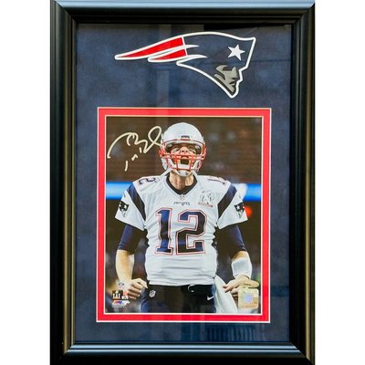 TOM BRADY NEW ENGLAND PATRIOTS SIGNED AUTOGRAPHED 8X10 PHOTO RP TOM BRADY NEW ENGLAND PATRIOTS SIGNED AUTOGRAPHED 8X10 PHOTO RP