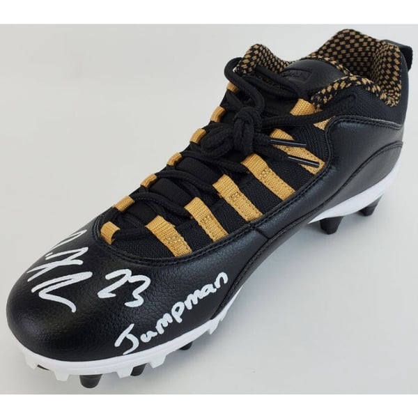 Nike clears signed by jonnu smith from the Pittsburgh Steelers Accident Medical Group teamed up with Soles by Sir to create  main image 3
