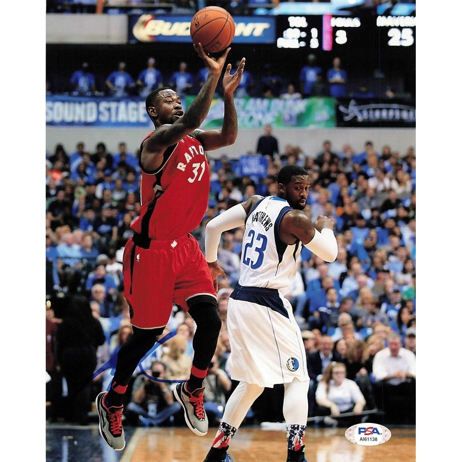 Terrence Ross Raptores Suns' Terrence Ross, Bismack Biyombo NBA